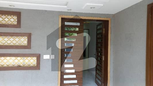 10 MARLA LIKE A BRAND NEW LUXURY EXCELLENT GOOD LOWER PORTION HOUSE FOR RENT IN TALHA BLOCK BAHRIA TOWN LAHORE