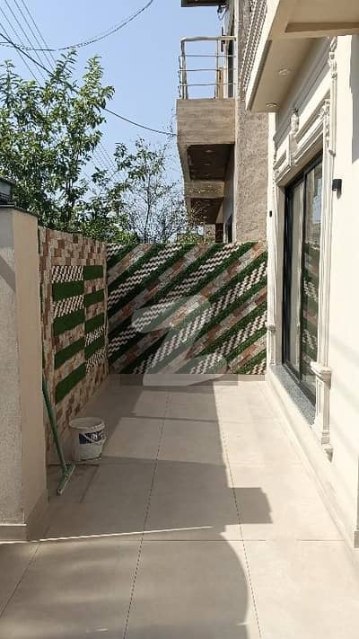 10 Marla Spanish house for sale in M block 10 Marla Spanish house for sale in M block
