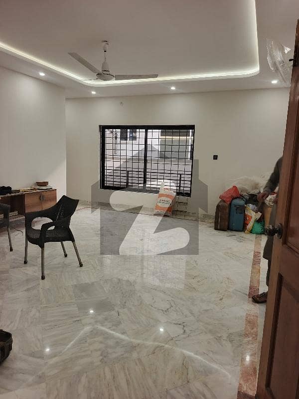 F-11 3 Bed Renovated Upper Portion For Rent F-11 3 Bed Renovated Upper Portion For Rent