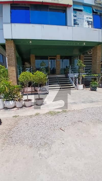 ڈی ۔ 12 مرکز ڈی ۔ 12,اسلام آباد میں 3 مرلہ Studio دکان 3.0 لاکھ میں کرایہ پر دستیاب ہے۔
