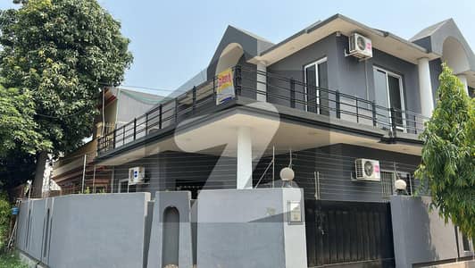 10 MARLA ELEGANT SUPER HOT LOCATED CORNER BUNGALOW IS AVAILABLE IN THE BEST BLOCK OF DHA LAHORE | 7.5 KVA SOLAR.