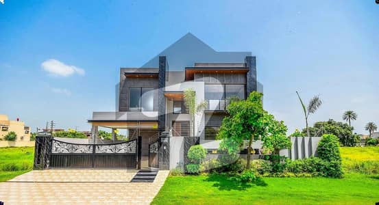 ANW REAL ESTATE PROUDLY OFFERS: 1 KANAL ELEGANT AND FULLY MAINTAINED SUPER HOT LOCATED BUNGALOW IS AVAILABLE IN THE BEST BLOCK OF DHA PHASE 5 LAHORE.