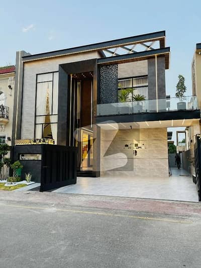 Luxury Top City 10 Marla House For Sale