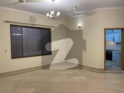 F-11 Beautiful Ground Portion 3 Bedroom For Rent