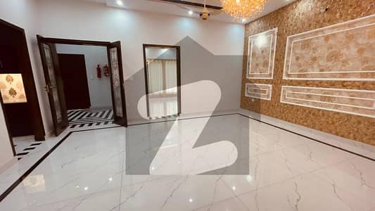 10 Marla House With Solar Installed Available For Sale In Awais Qarni Block Bahria Town Lahore 10 Marla House With Solar Installed Available For Sale In Awais Qarni Block Bahria Town Lahore
