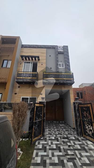 3 Marla LUXURY Living Awaits Outclass Double-Storey House In Al Kabir Town Phase 2