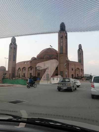 5 Marla Commercial Building 5 Storey Available For Sale In Sector C Bahria Town Lahore