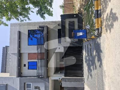 Triple Storey 3.11 Marla Brand New House Sui gas and Wapda phase 1 New Lahore City 40FT Road LDA Approved For Sale