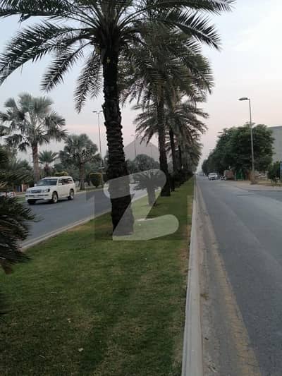 2 Marla Commercial Plaza Near McDonalds Block CC Sector D Bahria Town Lahore