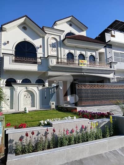 Size 40x80 Brand New House For Sale In G-13