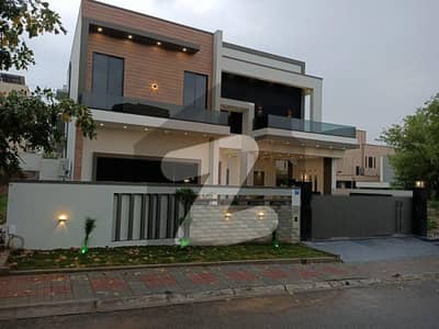 1 Kanal Ultra Luxury House for Sale in DHA Phase 2 Islamabad | Brand New Designer House | Prime Location