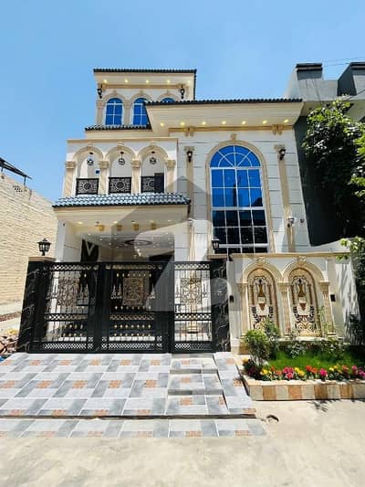 5 Marla Used House For Sale Prime Location In Jubilee Town