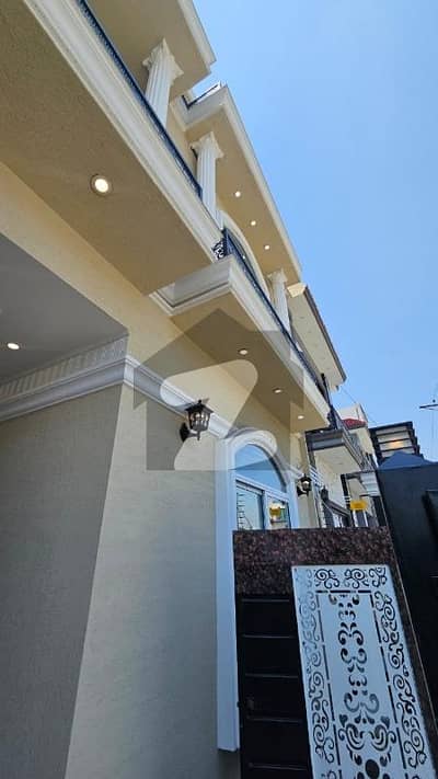 5 Marla House Available For Sale At the hottest location of Central Park Ferozepur Road Lahore