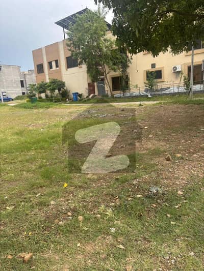 بحریہ ٹاؤن فیز 8 ۔ بلاک اے بحریہ ٹاؤن فیز 8,بحریہ ٹاؤن راولپنڈی,راولپنڈی میں 1 کنال رہائشی پلاٹ 3.65 کروڑ میں برائے فروخت۔ بحریہ ٹاؤن فیز 8 ۔ بلاک اے بحریہ ٹاؤن فیز 8,بحریہ ٹاؤن راولپنڈی,راولپنڈی میں 1 کنال رہائشی پلاٹ 3.65 کروڑ میں برائے فروخت۔