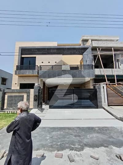 10 Marla Double-Unit House For Sale In LDA Avenue One
