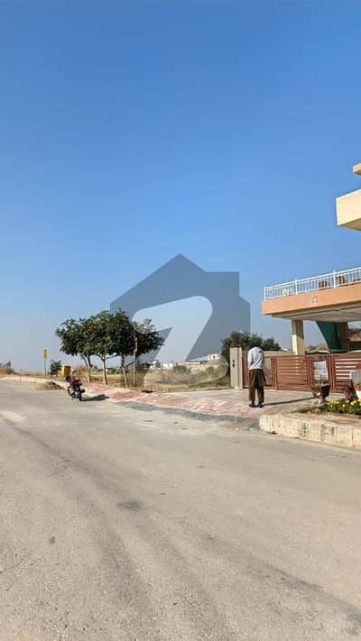 بحریہ ٹاؤن فیز 8 ۔ سیکٹر ایف - 4 بحریہ ٹاؤن فیز 8,بحریہ ٹاؤن راولپنڈی,راولپنڈی میں 1 کنال رہائشی پلاٹ 1.1 کروڑ میں برائے فروخت۔ بحریہ ٹاؤن فیز 8 ۔ سیکٹر ایف - 4 بحریہ ٹاؤن فیز 8,بحریہ ٹاؤن راولپنڈی,راولپنڈی میں 1 کنال رہائشی پلاٹ 1.1 کروڑ میں برائے فروخت۔