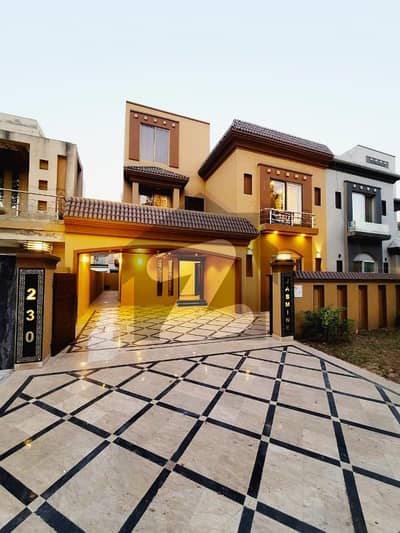 10 Marla Brand New House Available For Rent