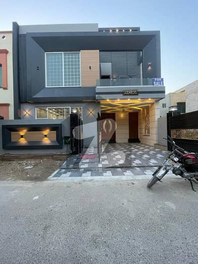 5 Marla Brand New House For Sale In Jinnah Block