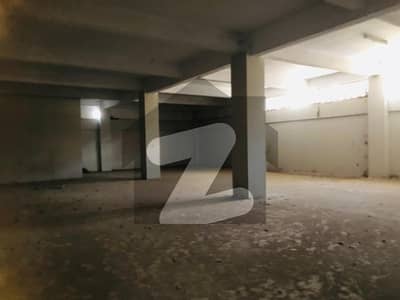 5000+ SQYD & 50K+ SQFT FACTORY IN FB AREA BLOCK 21 FOR SALE