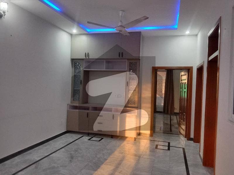 10 Marla Upper Portion IS FOR RENT 10 Marla Upper Portion IS FOR RENT