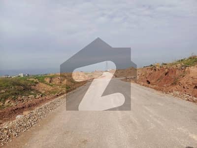 آئی ۔ 12 اسلام آباد میں 8 مرلہ رہائشی پلاٹ 2.0 کروڑ میں برائے فروخت۔