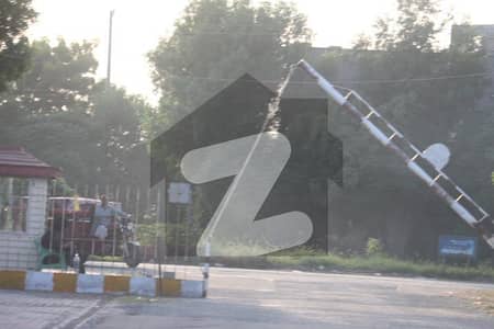 10 Marla Plot for Sale in A4 Block IEP Engineers Town Lahore | Prime Location | Demand 1.10 Crore