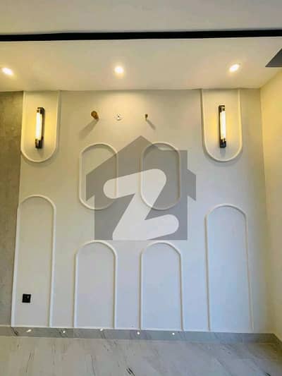 BEAUTIFUL UPPER PORTION FOR RENT AVAILABLE
