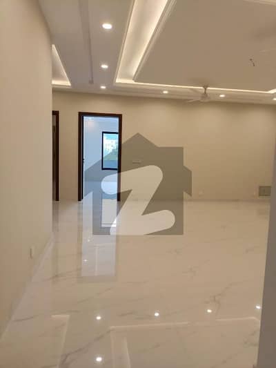 Investors Should sale This House Located Ideally In D-12