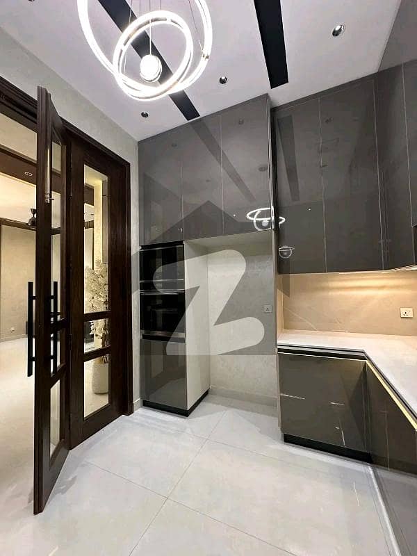 BEAUTIFUL HOUSE FOR RENT AVAILABLE BEAUTIFUL HOUSE FOR RENT AVAILABLE