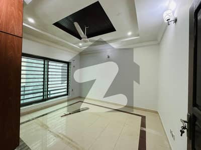 14 Marla Upper Portion For Rent