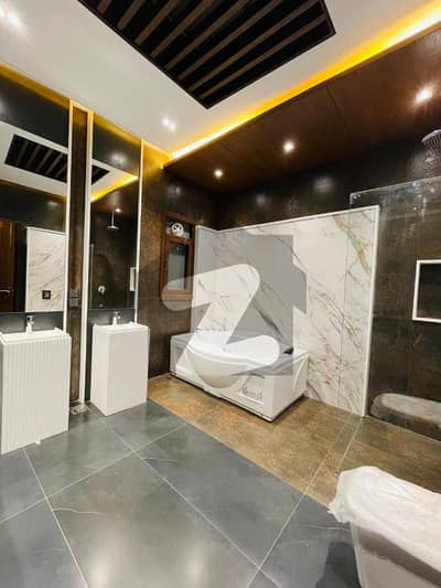 Chance Deal Brand New Located in CBC Area Archetih Design Planing 2+4 Basement Pool