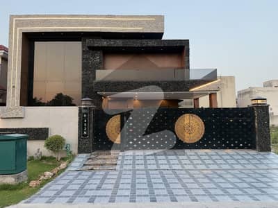 1 Kanal Residencial house for Sale | DHA Phase 6