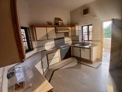 2 kanal Upper Portion For Rent Available In Valencia Town Housing Society In Lahore Bijli Pani Gas Available