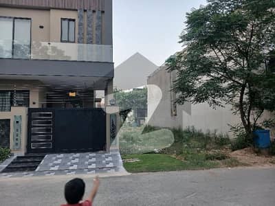 527 B ,Block Plot for Sale in DHA 9 Town Lahore | Near B block Park