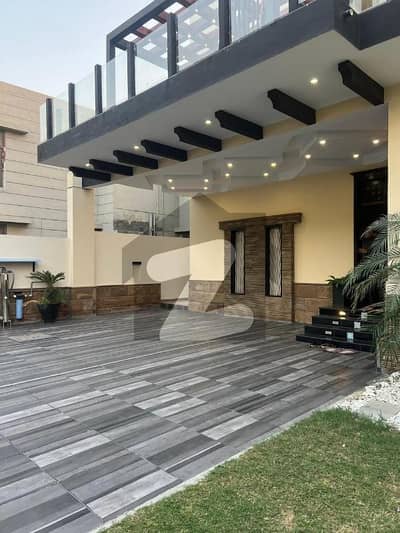 Prime Location 666 Square Yards House Available For Sale In DHA Phase 8 If You Hurry