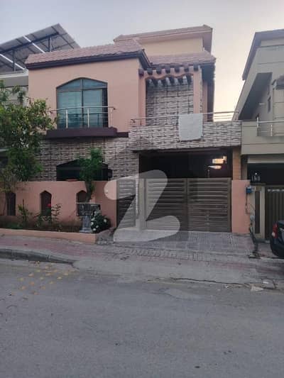10 MARLA HOUSE FOR SALE