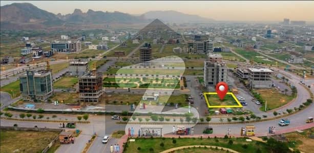 High-ROI Commercial Plot for Sale in F-Block Main Markaz, B-17