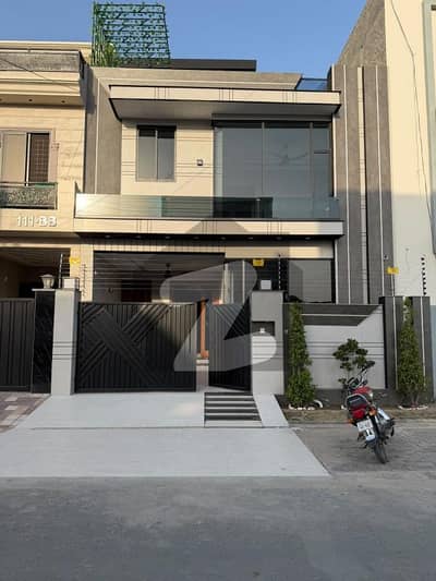Prime Location 5 Marla House Ideally Situated In Central Park - Block BB All facilities available here prime location . . . Prime Location 5 Marla House Ideally Situated In Central Park - Block BB All facilities available here prime location . . .