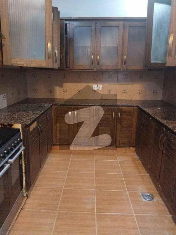E11 400sy upper portion 3bed E11 400sy upper portion 3bed