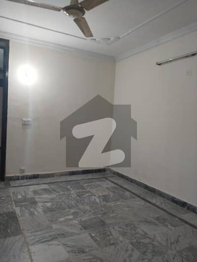E11 close basement 2bed