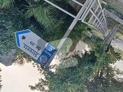 بحریہ ٹاؤن فیز 8 ۔ بلاک سی بحریہ ٹاؤن فیز 8,بحریہ ٹاؤن راولپنڈی,راولپنڈی میں 10 مرلہ رہائشی پلاٹ 1.45 کروڑ میں برائے فروخت۔
