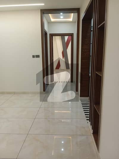 10 MARLA BRAND NEW HOUSE AVAIABLE FOR SALE