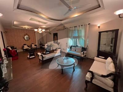 EXTRAORDINARY 1000 SQ YD 7-BEDROOM LUXURY BUNGALOW FOR SALE IN DHA PHASE 6