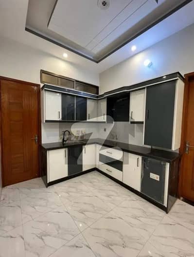 2 Bed D/D 1st Floor W/O 60ft Road Commercial Leased Flat For Sale At State Bank Society Near By Karachi University Society Sector 17A Scheme 33 Karachi.