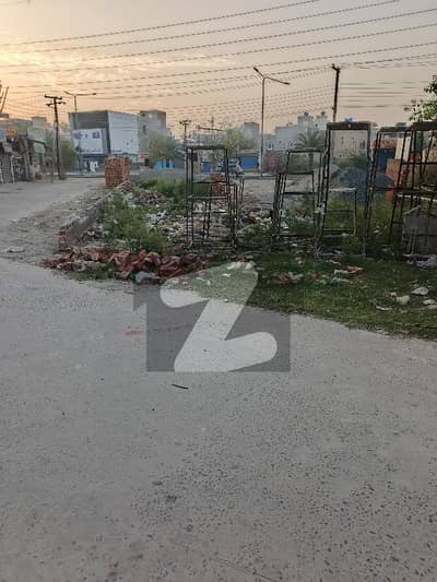 13 MARLA CORNER 3 SIDE OPEN  COMMERCIAL PLOT FOR SALE MAIN COLLEGE ROAD LDA APPROVED LAHORE