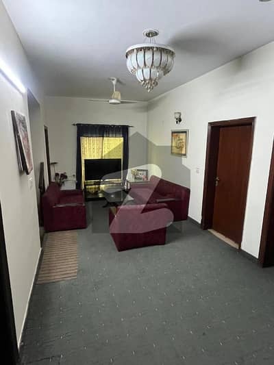 1 KANAL RESIDENTIAL PROPERTY 4 SALE IN 60 FT ROAD + HOT CORNER