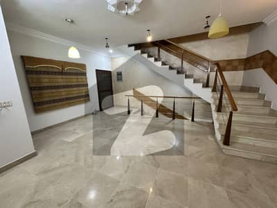 1000 Square Yards House For sale In Gulshan-e-Iqbal - Block 7 Karachi