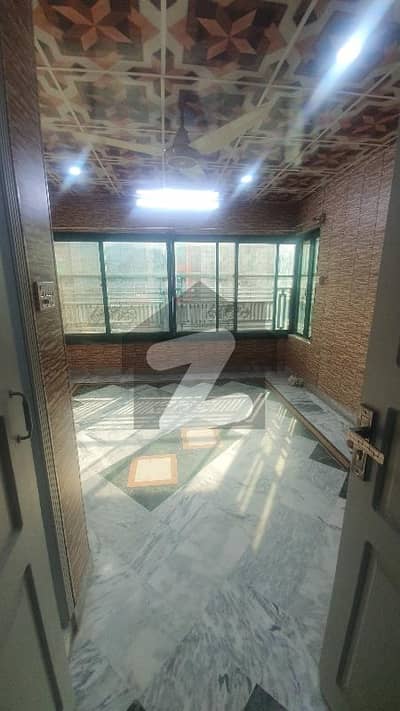 Flat For Rent Only Office Medical, Courier Company E. T. C Work Location Satellite Town D-Block