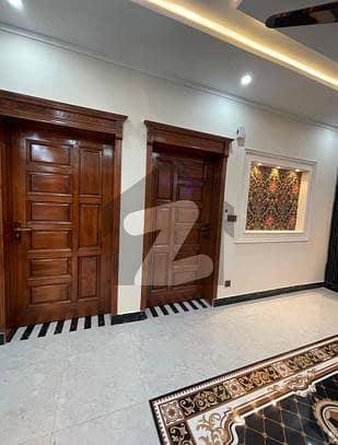 جی ۔ 14/4 جی ۔ 14,اسلام آباد میں 5 کمروں کا 5 مرلہ مکان 5.6 کروڑ میں برائے فروخت۔