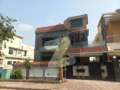 Bahria Town Rwp/Isb Phase 7 10 Marla With 5 Marla Lawn Slightly Used House Available For Sale Bahria Town Rwp/Isb Phase 7 10 Marla With 5 Marla Lawn Slightly Used House Available For Sale